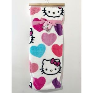 Hello Kitty‎ Valentine’s Day Faux Fur Throw Blanket 50x70in.